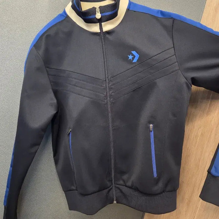 [BUNJANG] Converse Navy Blue Zip-up Jacket / 컨버스 집업 (봄.가을용)