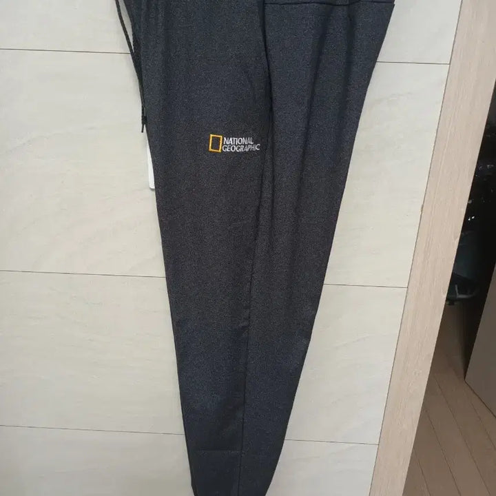 [BUNJANG] National Geographic Spring/Fall Jogger Pants M Charcoal New / 내셔널지오그래픽 춘추용 조거팬츠  M 새상품 재색