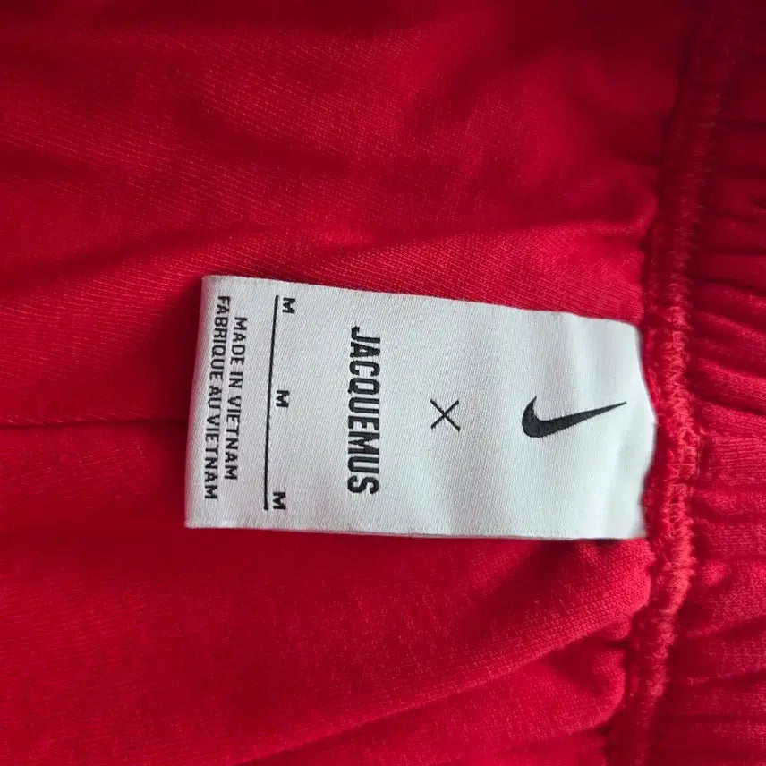 [BUNJANG] Nike Jacquemus Collaboration Red T-shirt / 나이키 자크뮈스 콜라보 반팔 긴바지 셋업 유럽사이즈 M