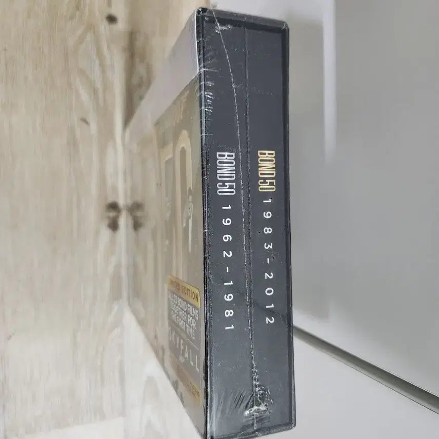 [BUNJANG] 007 Bond 50 Blu-ray 23-Disc Limited Edition (Sealed) / 007 BOND 50 블루레이 23-Disc 한정판 (미개봉)
