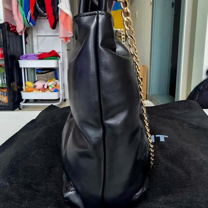 [BUNJANG] Chain Shoulder Bag - Black / 체인 숄더백 블랙 새상품