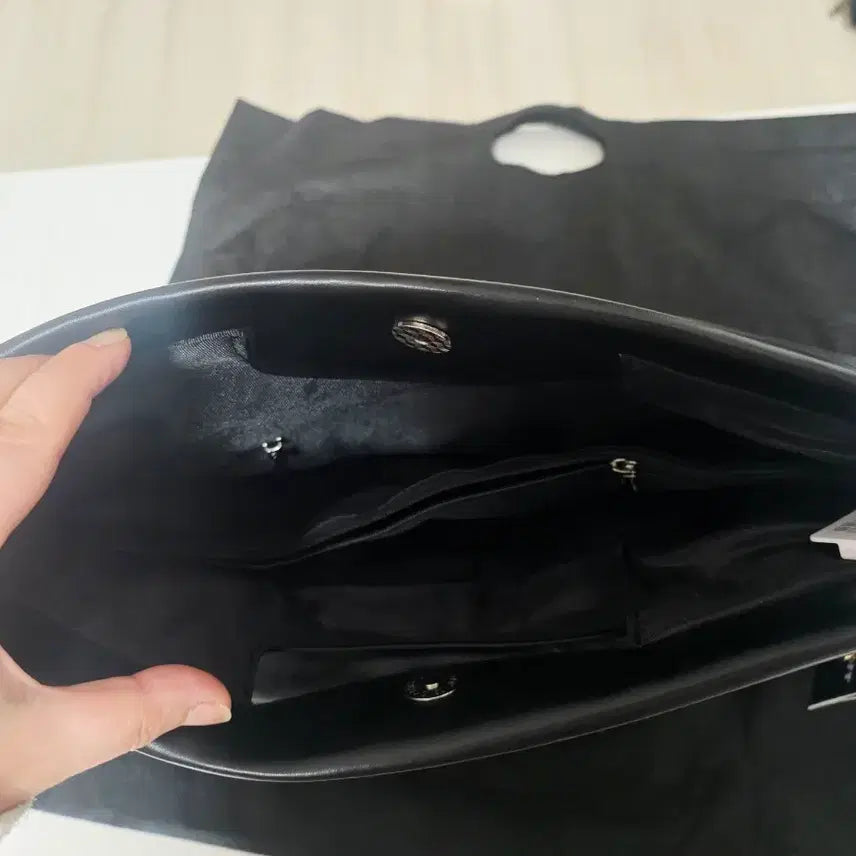 [BUNJANG] Chain Shoulder Bag - Black / 체인 숄더백 블랙 새상품