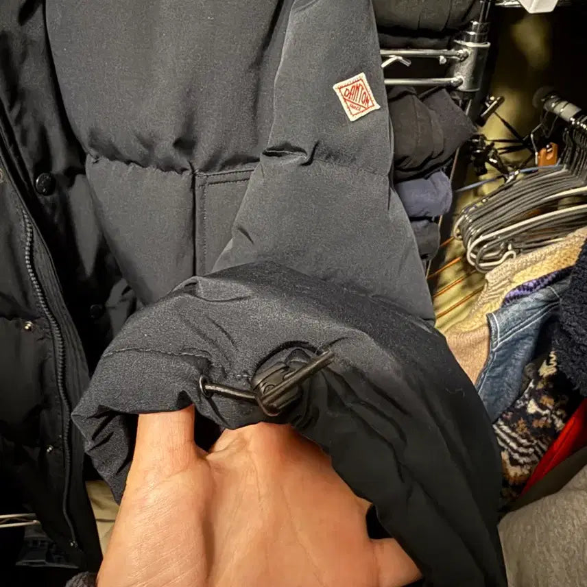 [BUNJANG] Danton Down Hooded Padded Jacket / 프릭스스토어 단톤 다운 후드 패딩