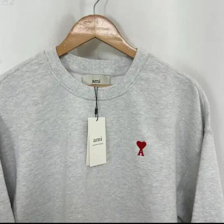 [BUNJANG] AMI Small Heart Logo Sweatshirt / (특가)아미 스몰 하트 로고 맨투맨 큐알인증 그레이 블랙 S