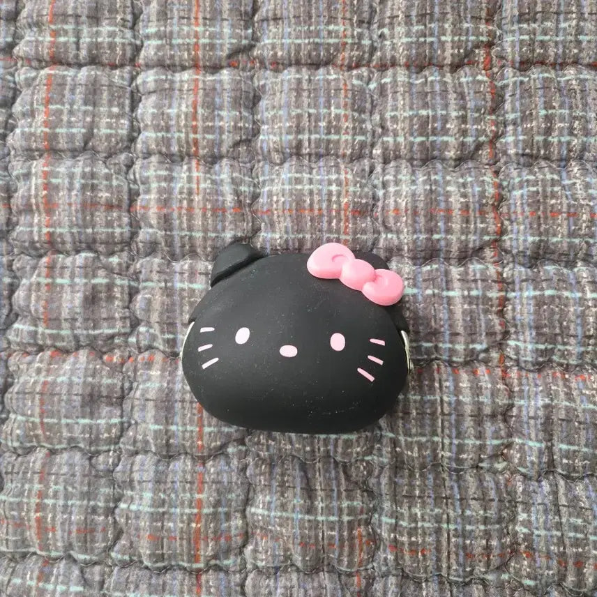 [BUNJANG] Hello Kitty Black Silicone Case Wallet / 헬로키티 블랙 실리콘 케이스 지갑