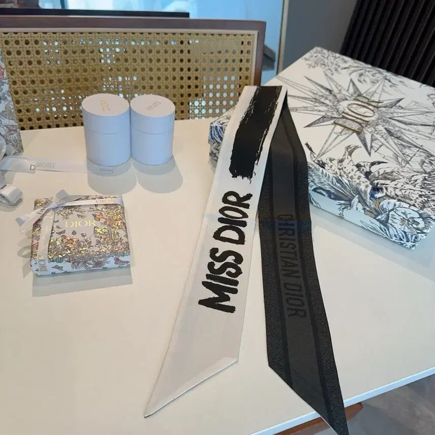 [BUNJANG] Dior Silk Scarf / 디올 실크 스카프