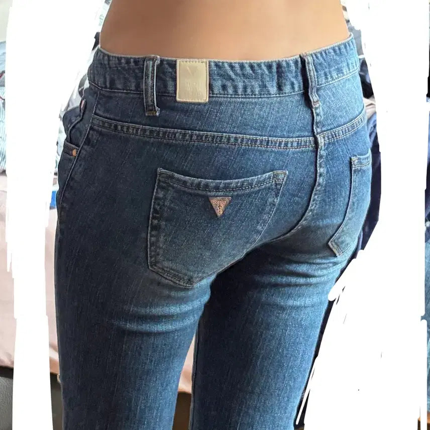 [BUNJANG] Guess Mid-Rise Low-Rise Distressed Jeans / (착샷O) GUESS 게스 데미지 미드라이즈 로우라이즈 청바지