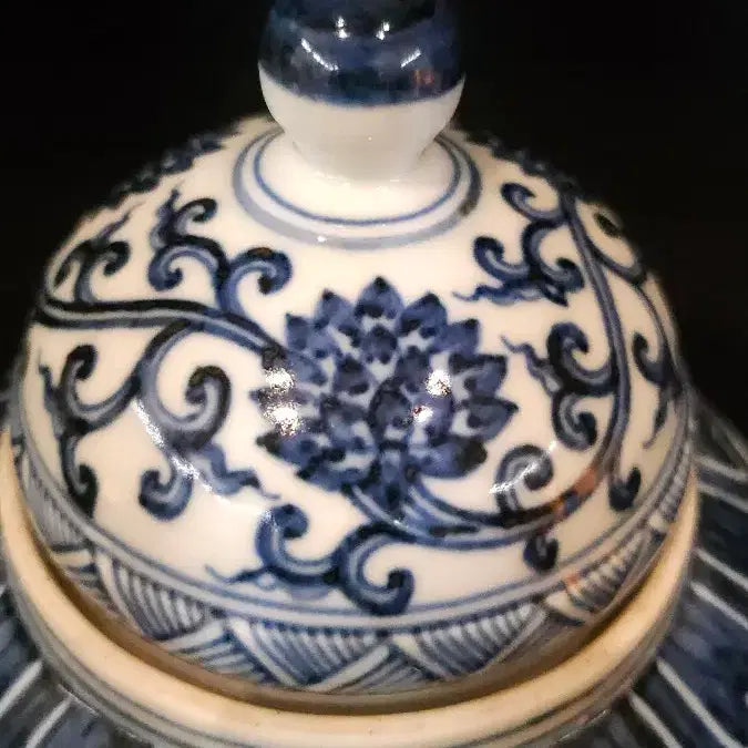 [BUNJANG] Blue and White Lotus Scroll Small Jar / 260320-6 청화 연화당초문 소호