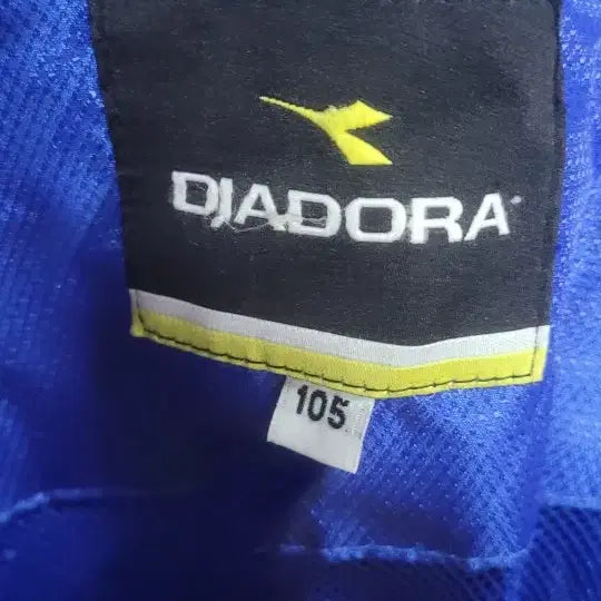 [BUNJANG] Diadora Blue Windbreaker Jacket Size 105 / 디아도라 블루 바람막이 점퍼105