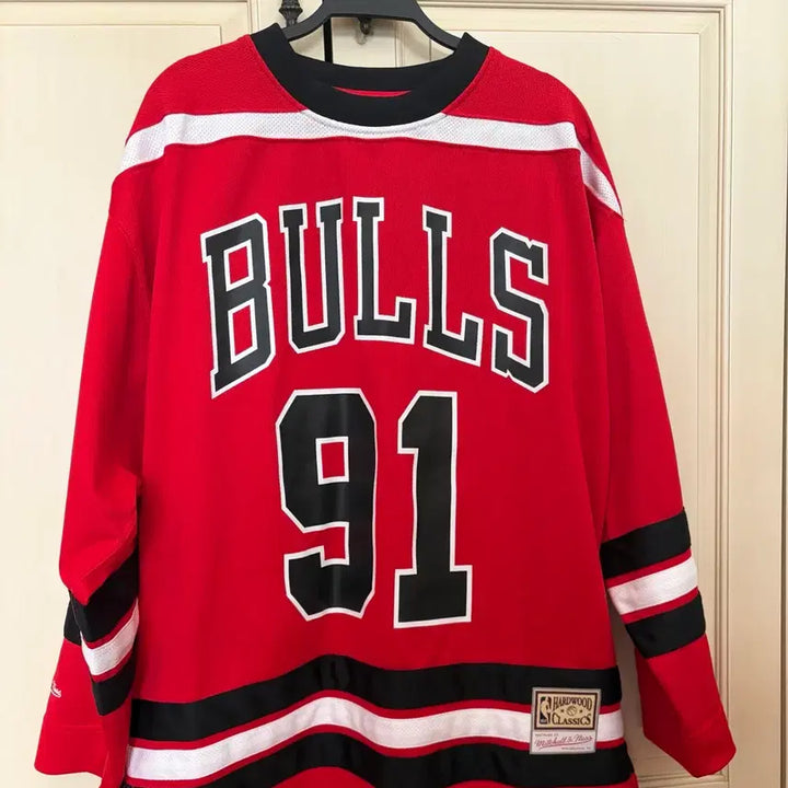 [SOLD OUT] 미첼앤네스 시카고 불스xNHL 콜라보 로드맨
