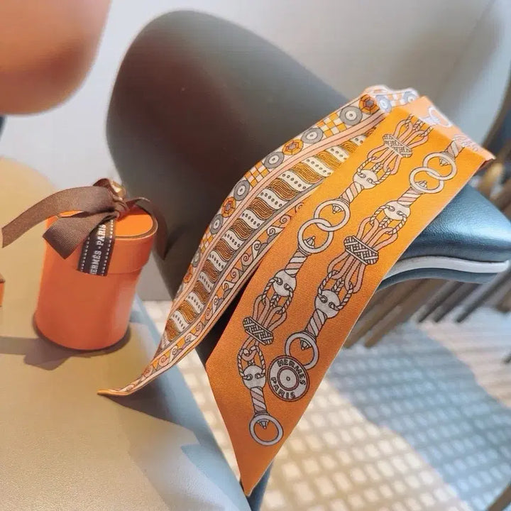 [BUNJANG] Hermes Silk Twilly Scarf / 에르메스 실크 스카프