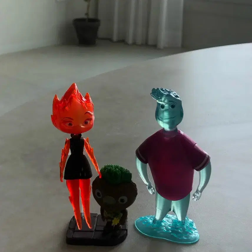 [BUNJANG] Elemental Figure Collectibles / 엘리멘탈 피규어 굿즈