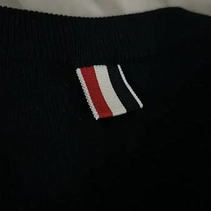 [BUNJANG] Thom Browne Wool Diagonal Pullover Knit Navy / 톰브라운 울 사선 풀오버 니트 네이비 2사이즈