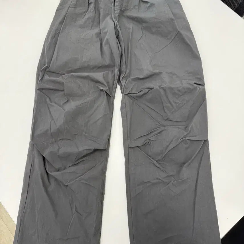 [SOLD OUT] 파브레가 에어 파라슈트 와이드 팬츠 2사이즈