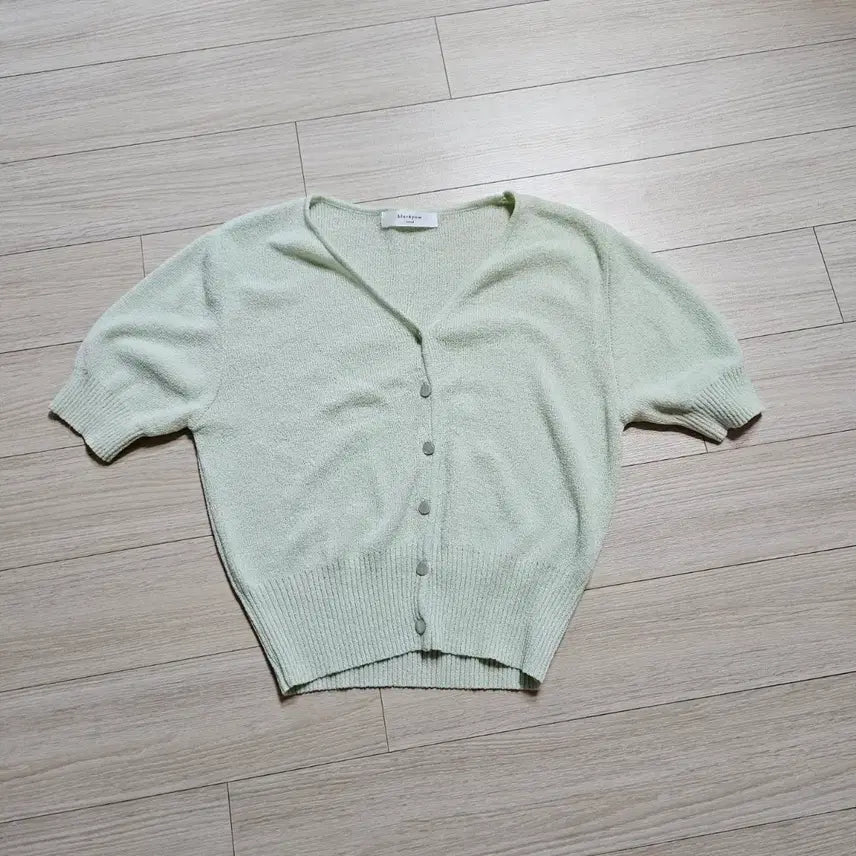[BUNJANG] Green Cropped Knit Short-Sleeve Cardigan / 연두색 크롭니트 반팔가디건