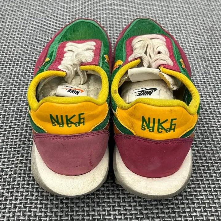 [BUNJANG] Nike Sacai LD Waffle Pink Green Sneakers / 사카이 나이키 LD 외플 핑크그린