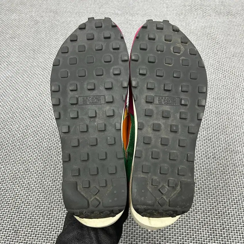 [BUNJANG] Nike Sacai LD Waffle Pink Green Sneakers / 사카이 나이키 LD 외플 핑크그린