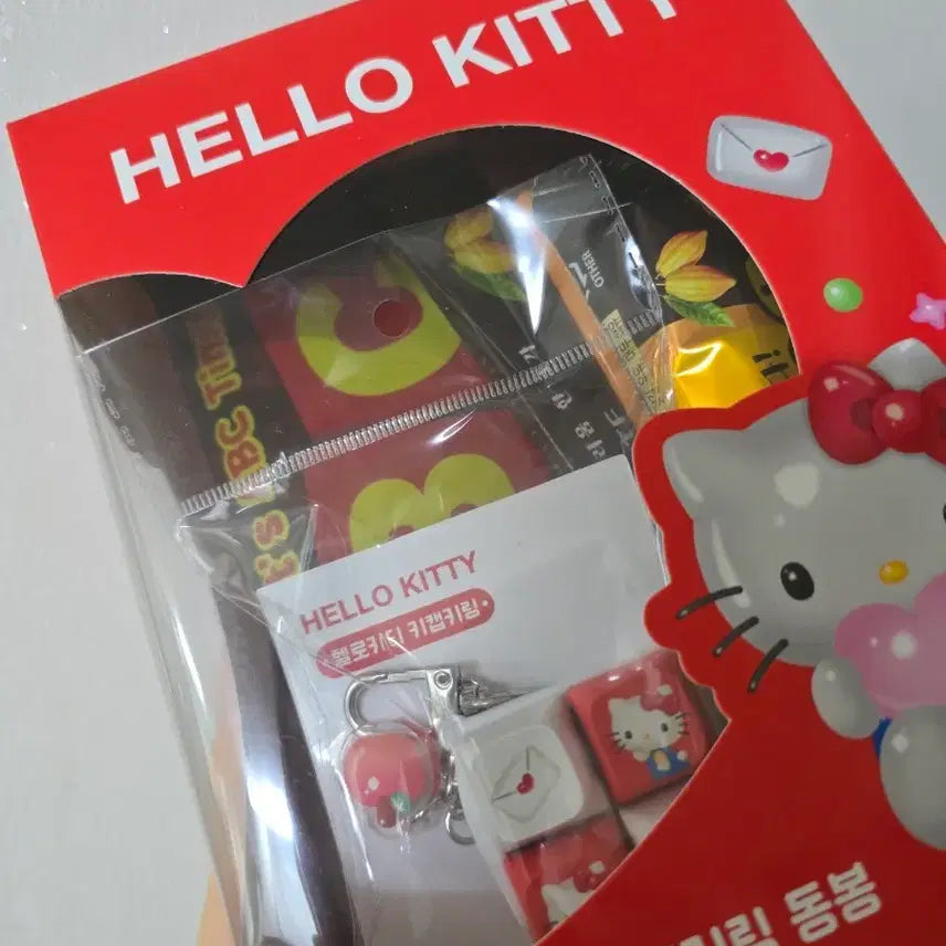 [BUNJANG] Hello Kitty Seven-Eleven Keycap Keyring / 헬로키티 세븐일레븐 키캡 키링 키티 쎄븐일레븐 산리오 헬로 키체인