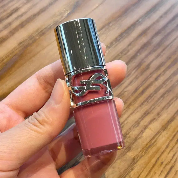 [BUNJANG] Yves Saint Laurent 44 Nude Lavalliere Lip Oil / 입생로랑 립오일 립글로즈 44 누드라발리에