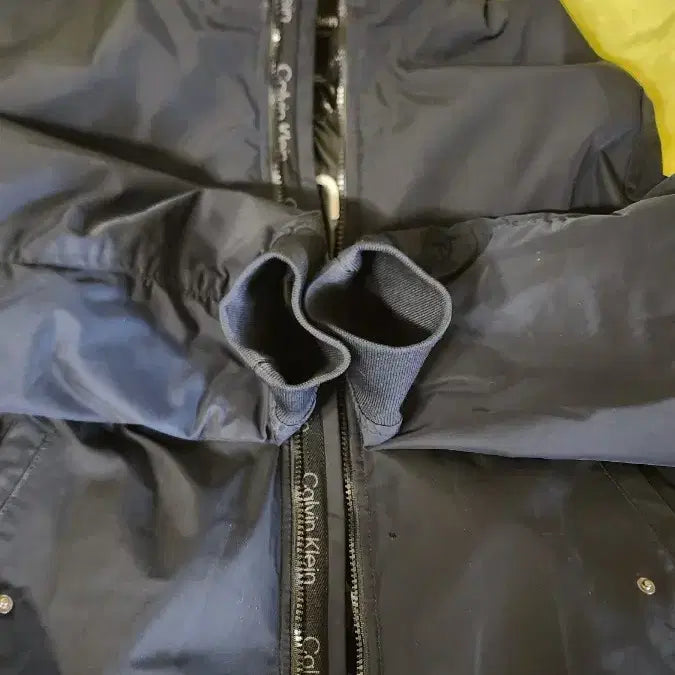 [BUNJANG] Calvin Klein Quilted Bomber Jacket / Calvin Klein 캘빈클라인 퀼팅 패딩 봄버자켓