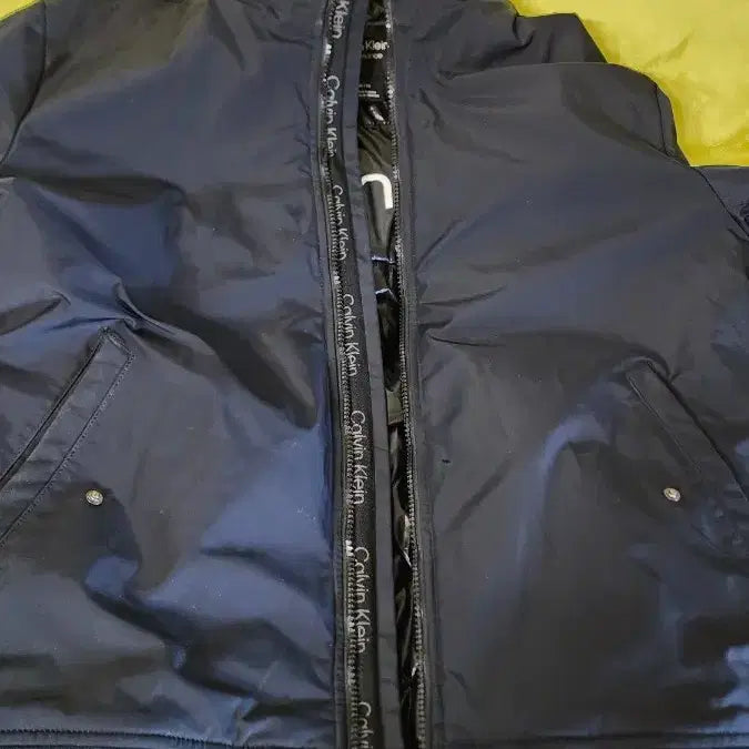 [BUNJANG] Calvin Klein Quilted Bomber Jacket / Calvin Klein 캘빈클라인 퀼팅 패딩 봄버자켓