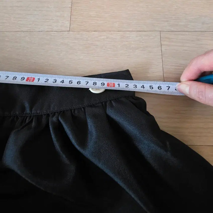 [BUNJANG] General Idea Volume Twill Skirt - Size S / 제너럴아이디어 볼륨 트윌 스커트 사이즈s 미개봉 새상품