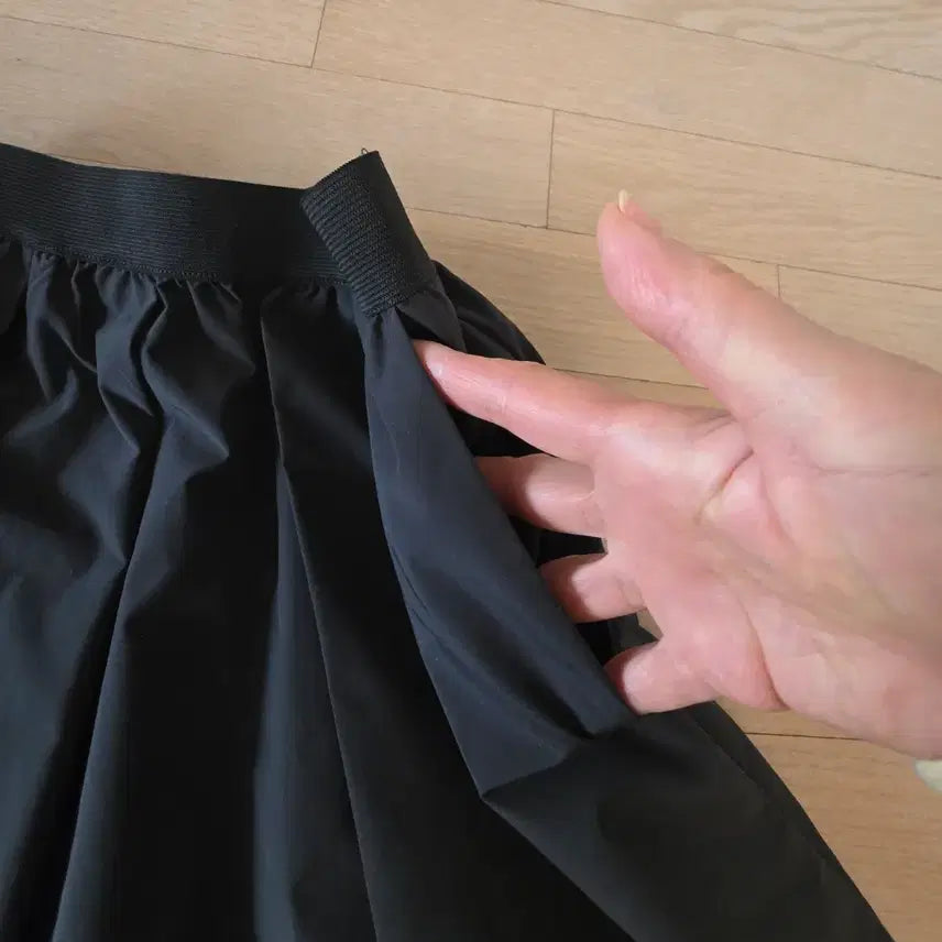 [BUNJANG] LAP Long Skirt / LAP 밑단 샤 롱스커트 미개봉 새상품