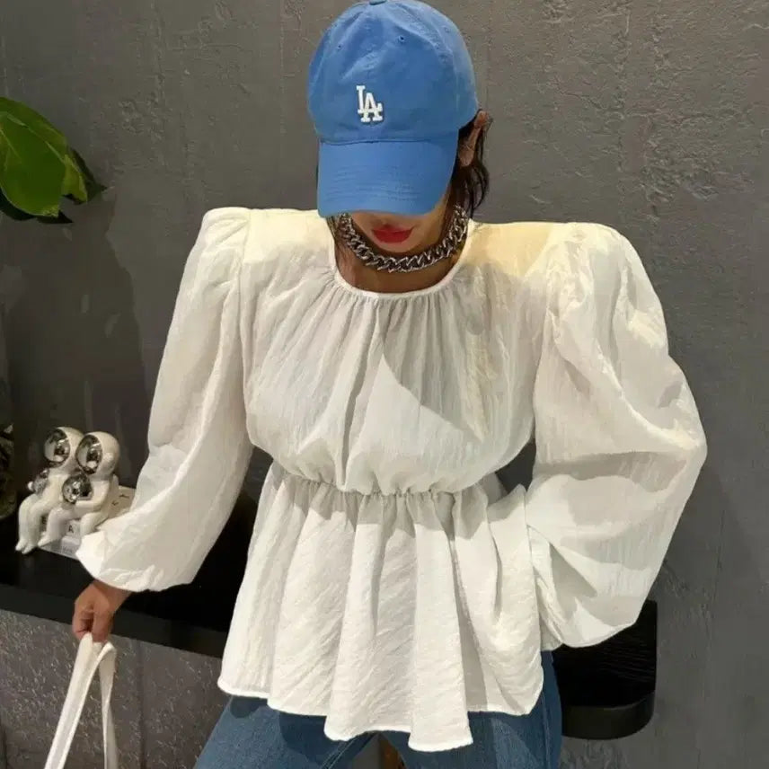 [SOLD OUT] (새상품)제이핏 블랙바비 퍼프 블라우스