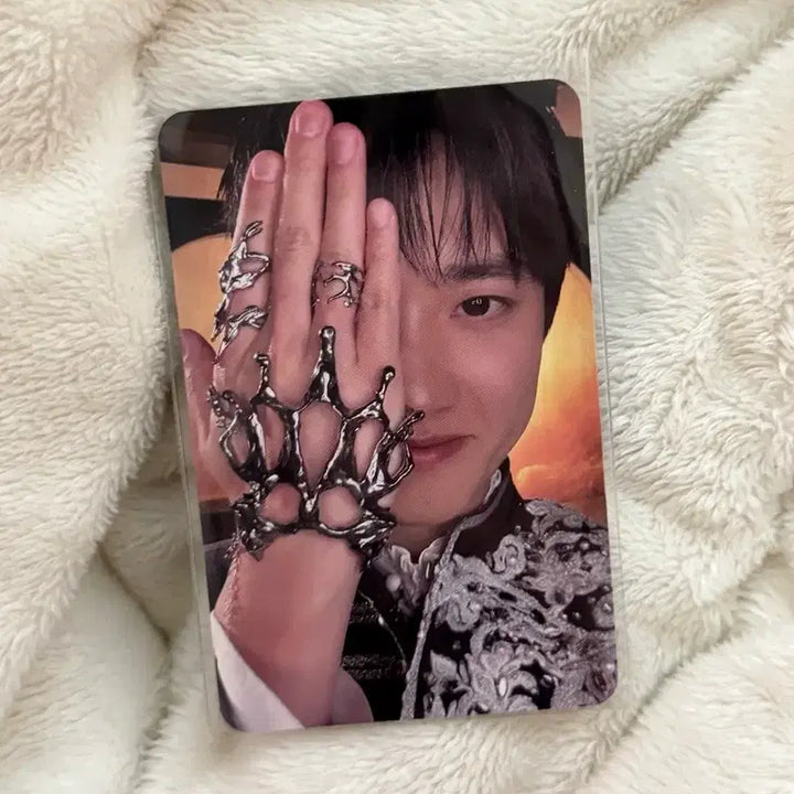 [BUNJANG] EXO D.O. (Do Kyungsoo) Reverse X-Vision C Version Photocard / exo 엑소 리버스 엑스비전 c버전 디오 도경수 포카 포토카드 판매 양도