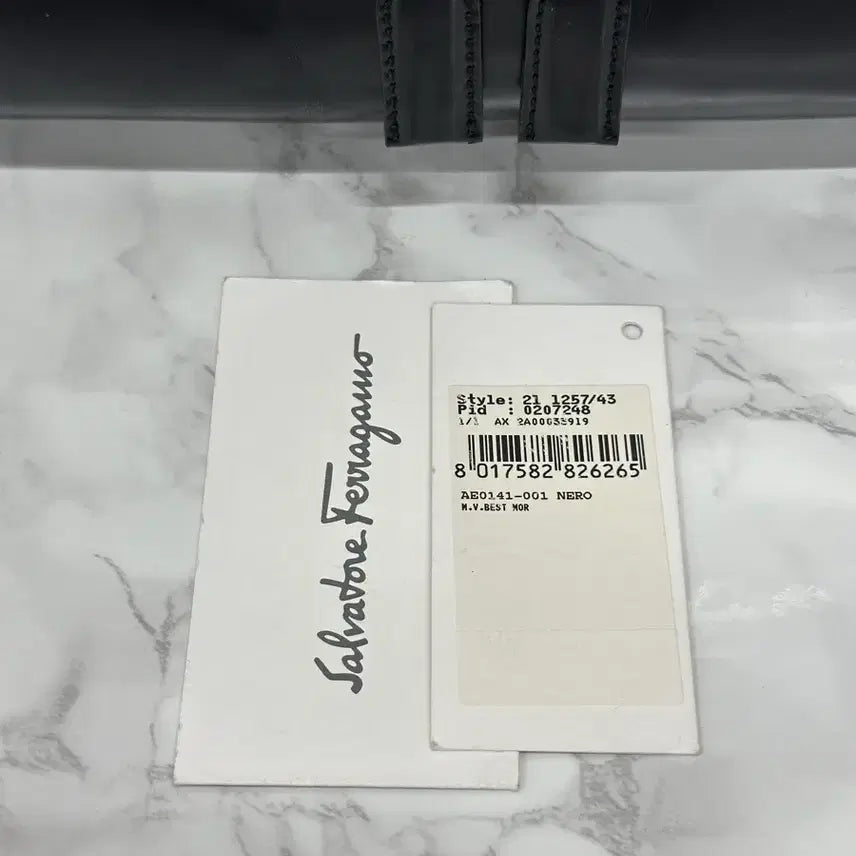 [BUNJANG] Salvatore Ferragamo Gancini Leather Handbag / ( 정품 ) 페라가모 간치니 레더 핸드