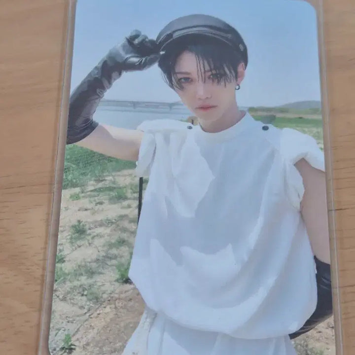[BUNJANG] Stray Kids Felix Bang &amp; Bool Photocard / 스키즈 필릭스 반앤블 반스 앤 노블 포카 양도