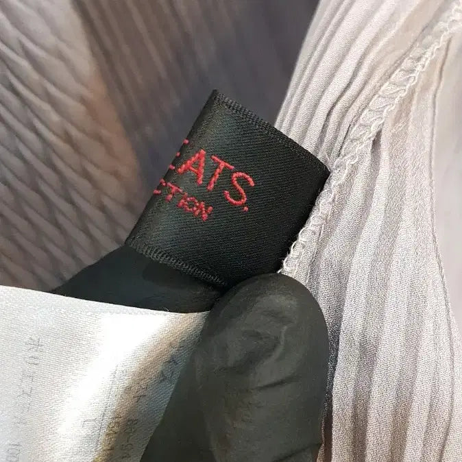 [SOLD OUT] 플리츠 오픈 롱 가디건 그레이L