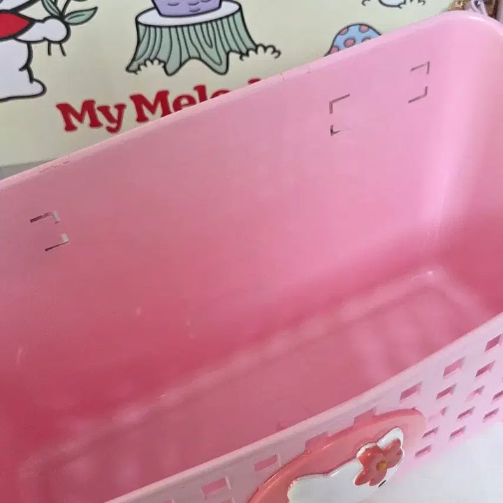 [BUNJANG] Hello Kitty Kaohana Basket Magnet / 고전키티 카오하나 바구니 바스켓 마그넷