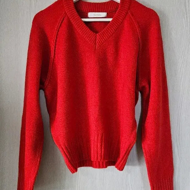 [BUNJANG] Red V-Neck Knit Sweater / (새옷)레드 브이넥니트