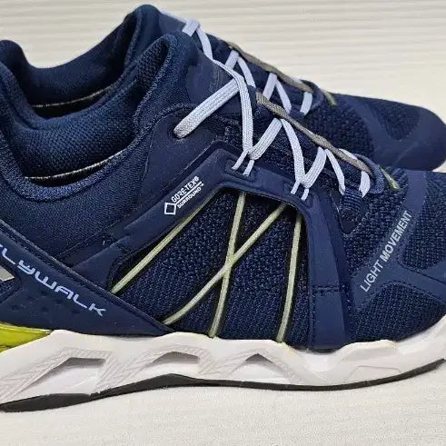 [BUNJANG] K2 Flywalk Gore-Tex Walking Trekking Shoes / k2 플라이워크 고어텍스 워킹화.트레킹화 235사이즈