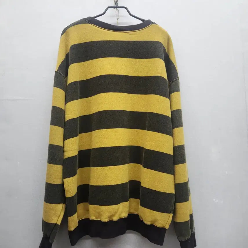 [BUNJANG] thisisneverthat Logo Stripe Oversized Sweatshirt / 디스이즈네버댓 로고 스트라이프 오버핏 맨투맨 L(3XL)
