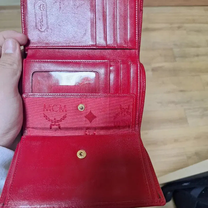 [BUNJANG] MCM Red Leather Wallet / MCM 지갑
