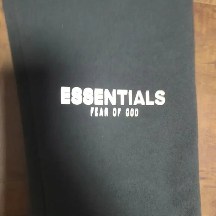 [BUNJANG] Fear of God Essentials Reflective Sweatpants / 피어오브갓 에센셜 스웻팬츠