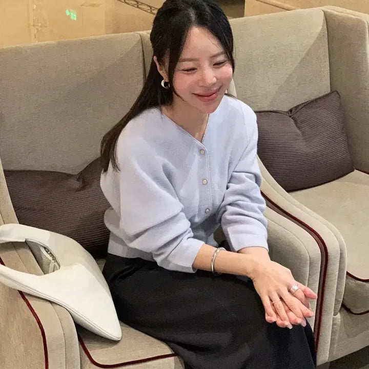 [BUNJANG] A.T.T.E. Baby Blue Cardigan / 어떼가디건 베이비블루 새상품