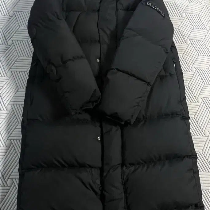[BUNJANG] Descente Canon Goose Down Jacket Black / 데상트 캐논 구스다운 블랙 85 S