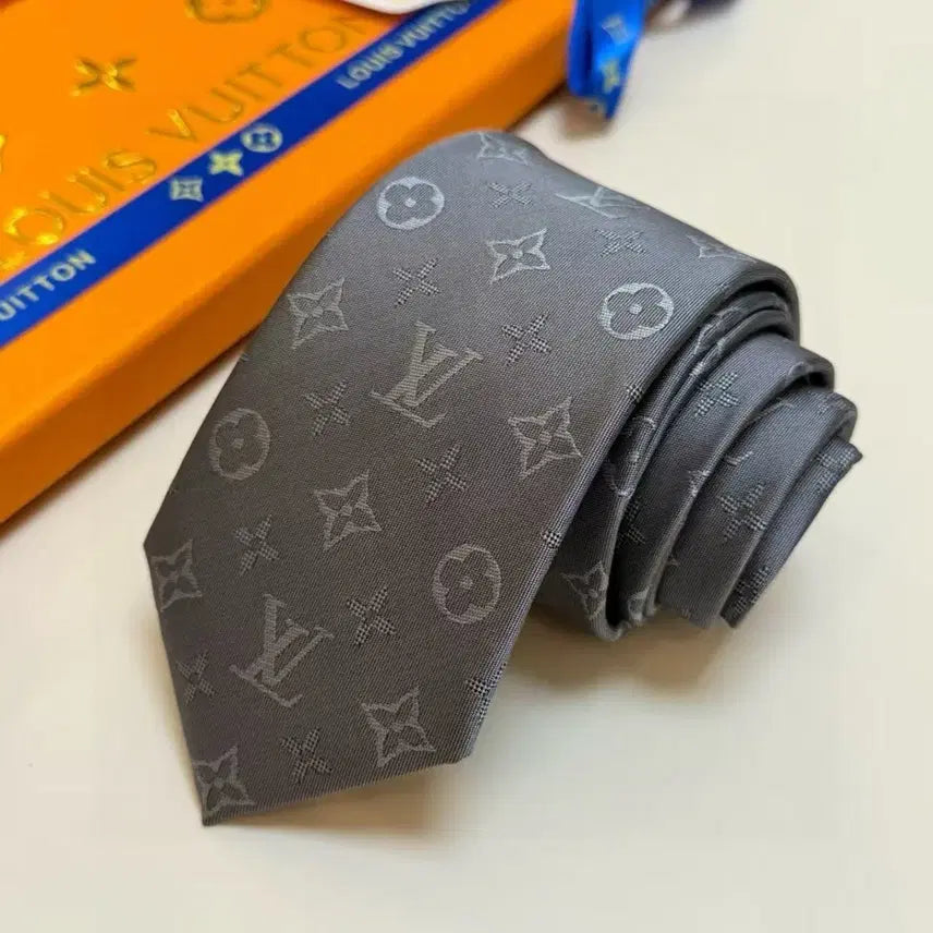 [BUNJANG] Louis Vuitton Tie / 루이비통 넥타이
