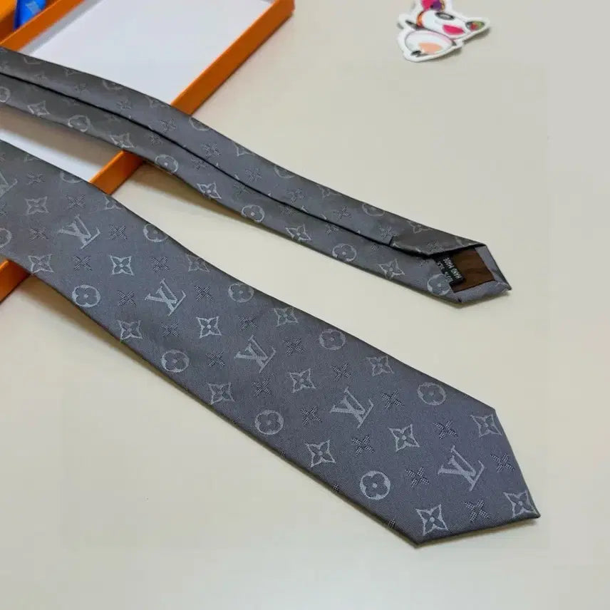 [BUNJANG] Louis Vuitton Tie / 루이비통 넥타이