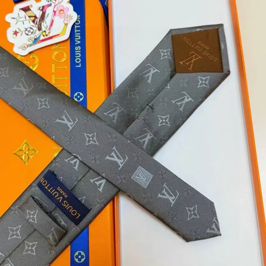 [BUNJANG] Louis Vuitton Tie / 루이비통 넥타이