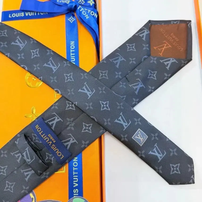 [BUNJANG] Louis Vuitton Tie / 루이비통 넥타이