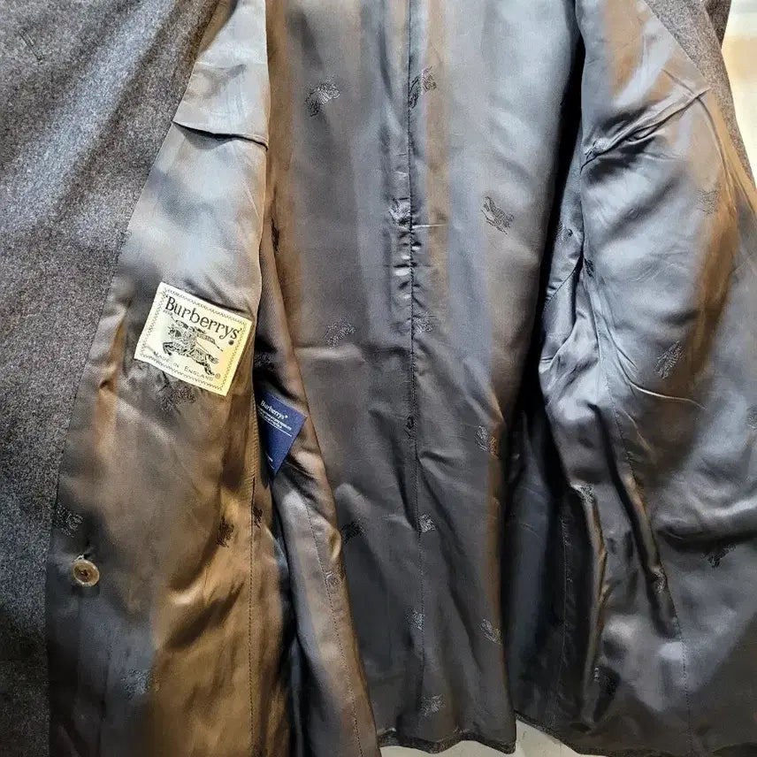 [BUNJANG] Burberry Wool Blazer Jacket / 정품 버버리 은장버튼 울 블레이져 남성자켓