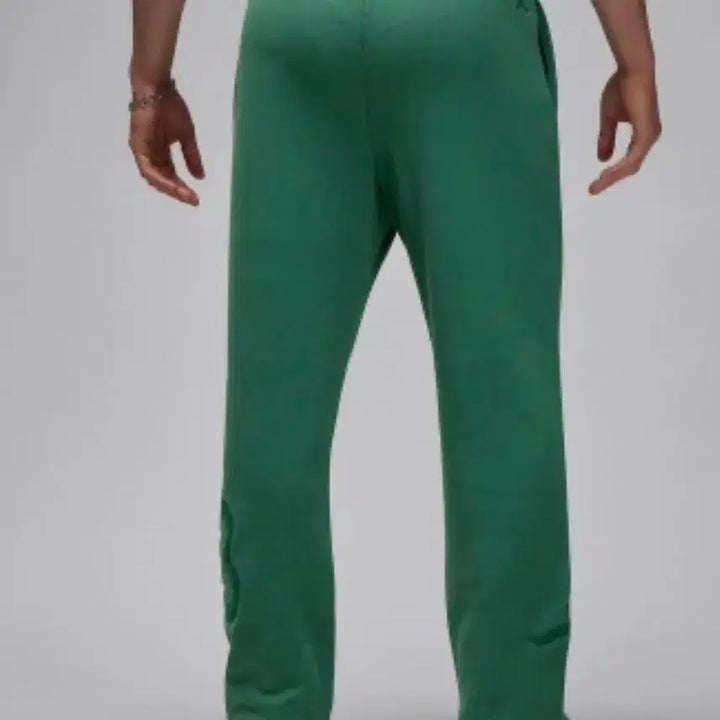 [BUNJANG] Nike x Nina Chanel Abney Fleece Green Pants / 나이키 조던 X니나 샤넬 애브니 플리스 그린 팬츠
