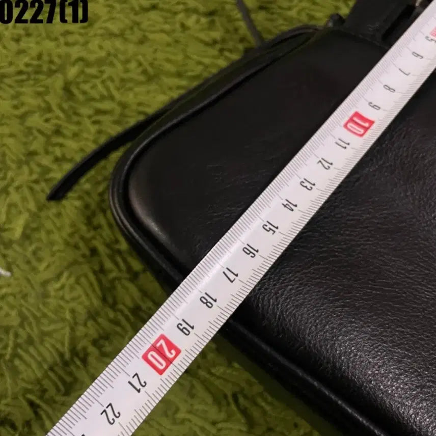 [BUNJANG] Archivepke Lock Tote Bag / 아카이브앱크 자물쇠 토트백