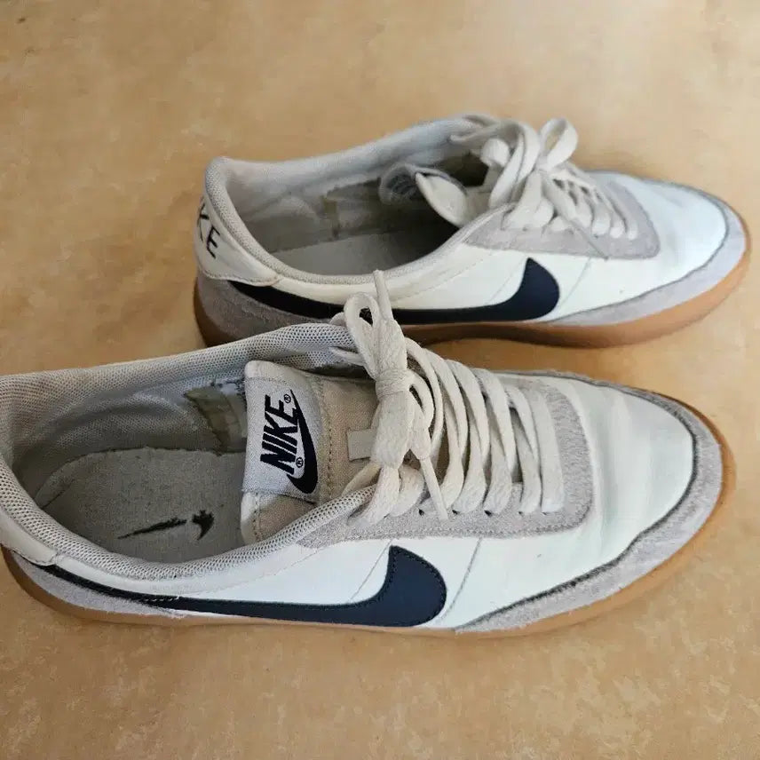 [BUNJANG] Nike White/Black Sneakers / 나이키 흰/검 운동화 스니커즈