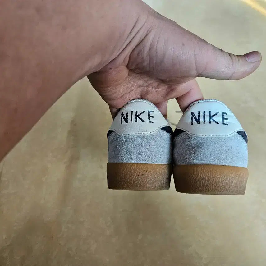 [BUNJANG] Nike White/Black Sneakers / 나이키 흰/검 운동화 스니커즈