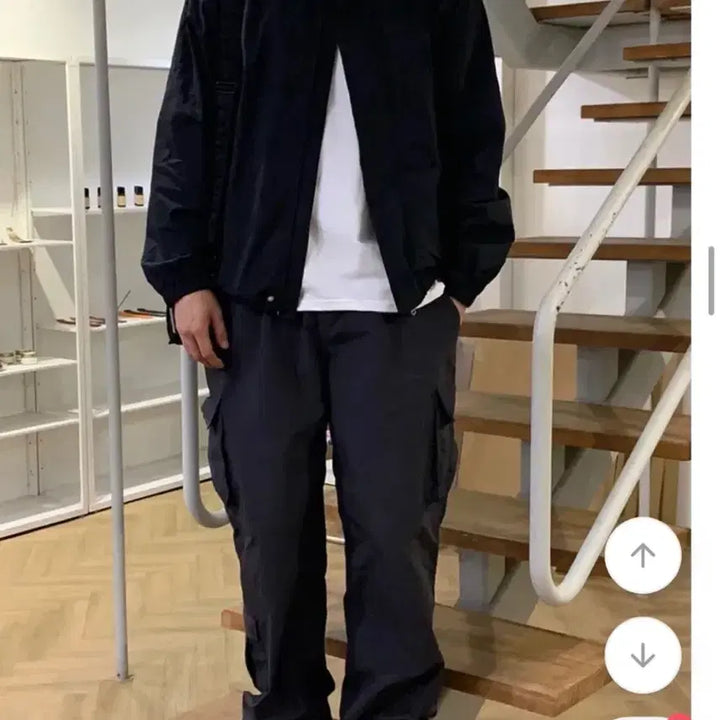 [BUNJANG] Nylon Windbreaker Jacket / 나일론바람막이